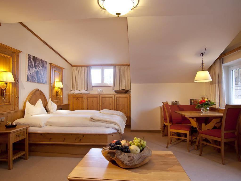 Anthony'S Alpin Hotel Garni Lech am Arlberg Exterior foto